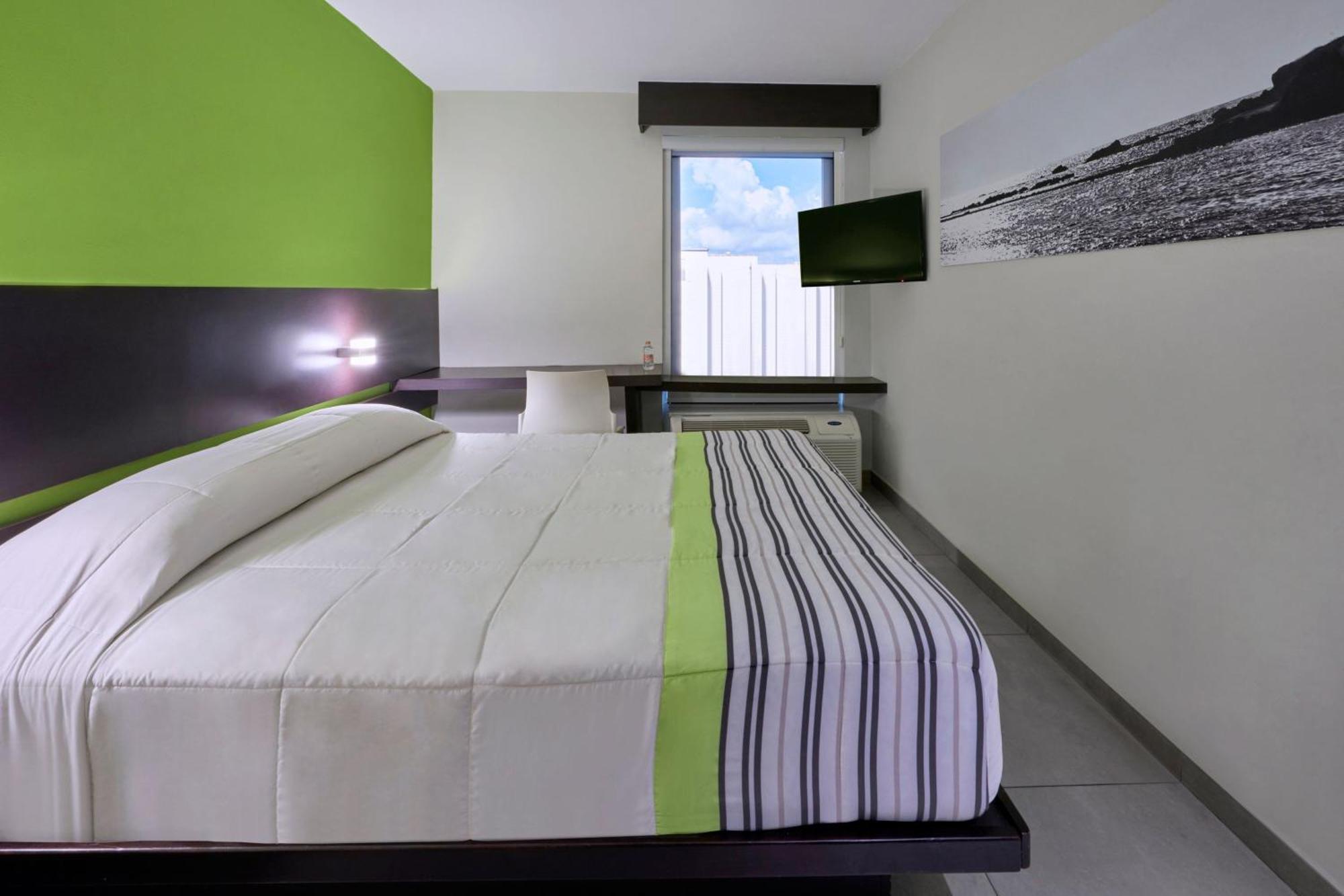 ซิตี้ เอ็กซ์เพรส จูเนียร์ กังกุน Hotel แคนคูน ภายนอก รูปภาพ
